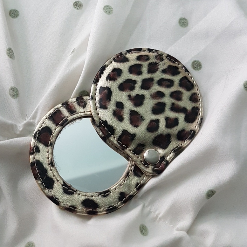 Icing Cheetah Mirror